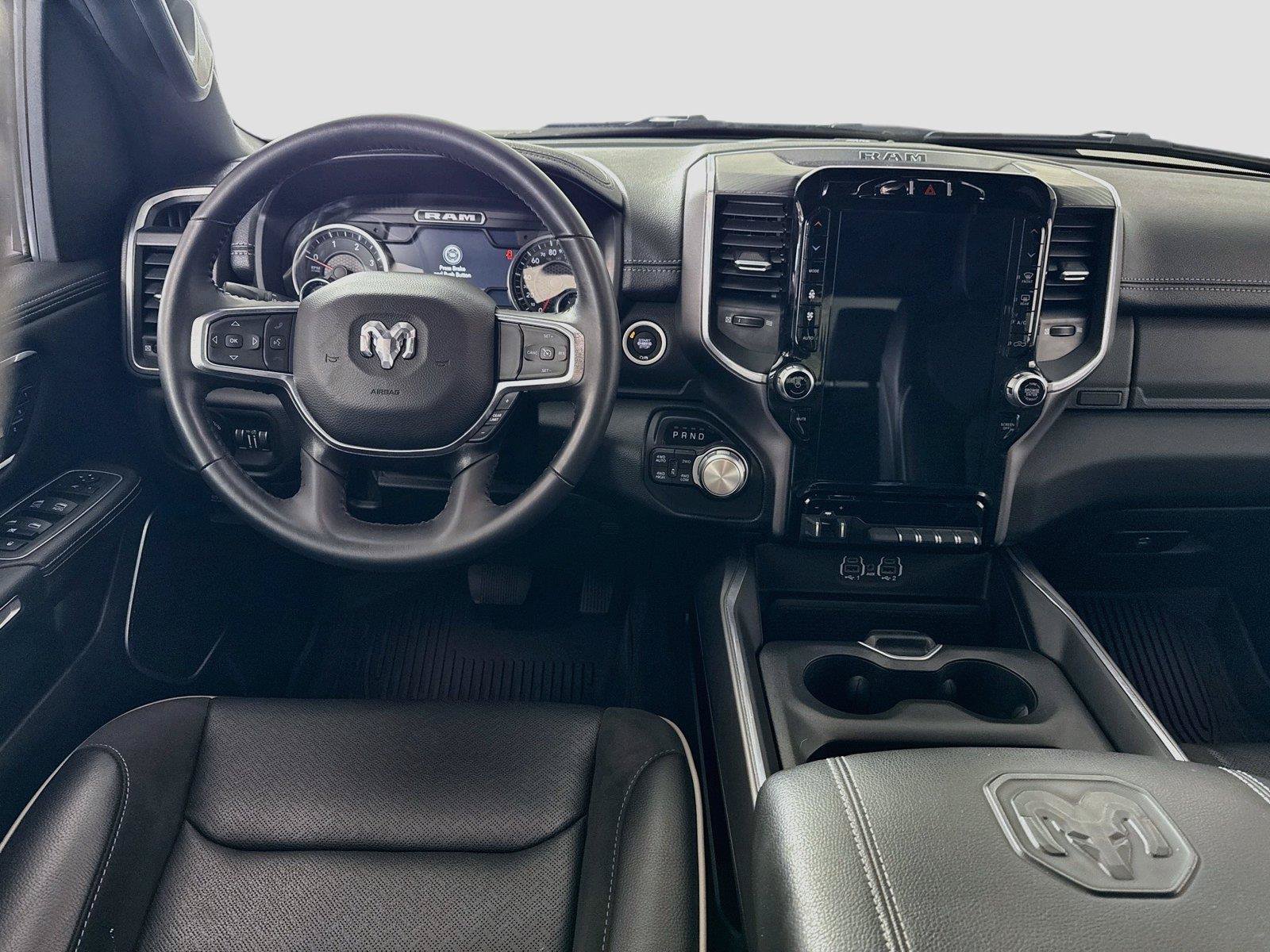 Used 2023 RAM 1500 Laramie AWD/4WD image 2