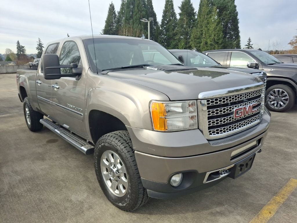 Used 2013 GMC Sierra 2500 Denali image 2