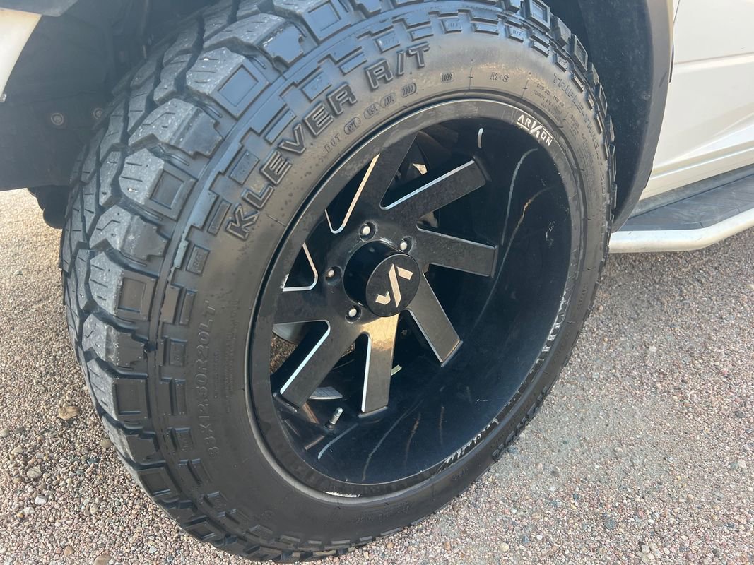 Used 2014 RAM 1500 Sport image 11