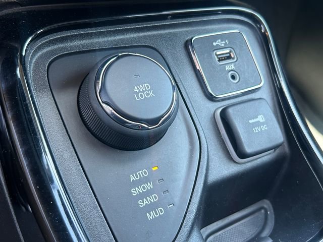 Used 2020 Jeep Compass Limited AWD/4WD image 14