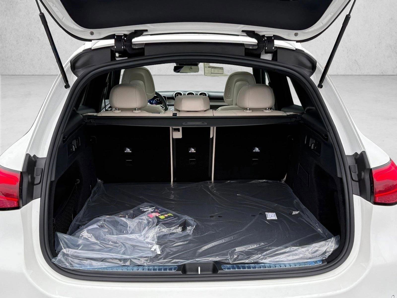 New 2026 Mercedes-Benz GLC 300 4MATIC image 6