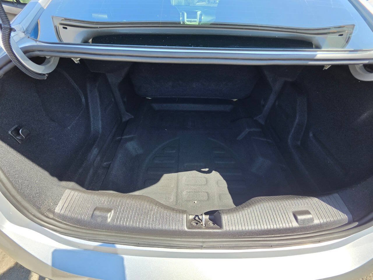 Used 2018 Chevrolet Cruze LS FWD image 25