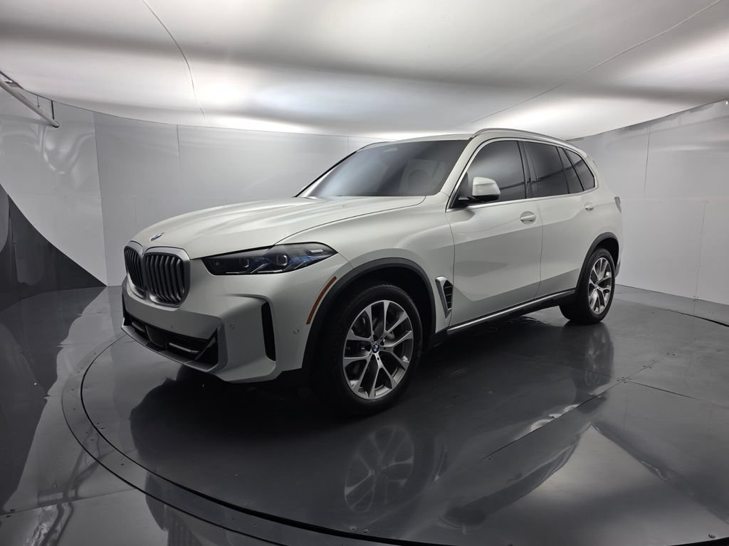 Certified 2024 BMW X5 xDrive40i w/ Premium Package AWD/4WD image 8