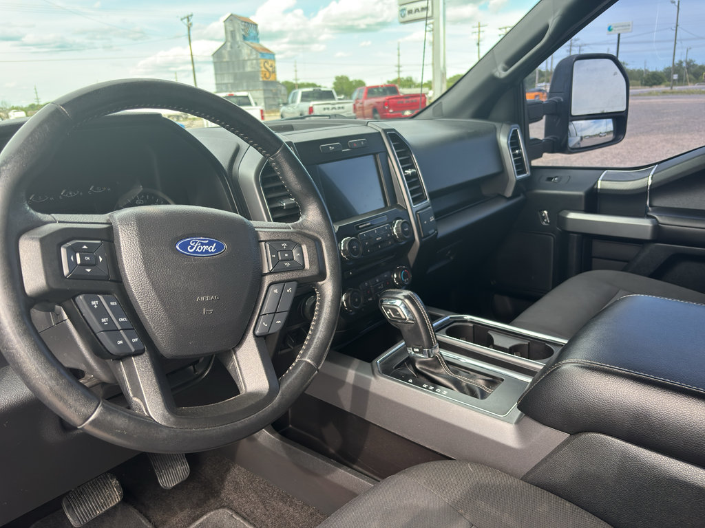 Used 2018 Ford F150 XLT w/ Equipment Group 302A Luxury AWD/4WD image 14