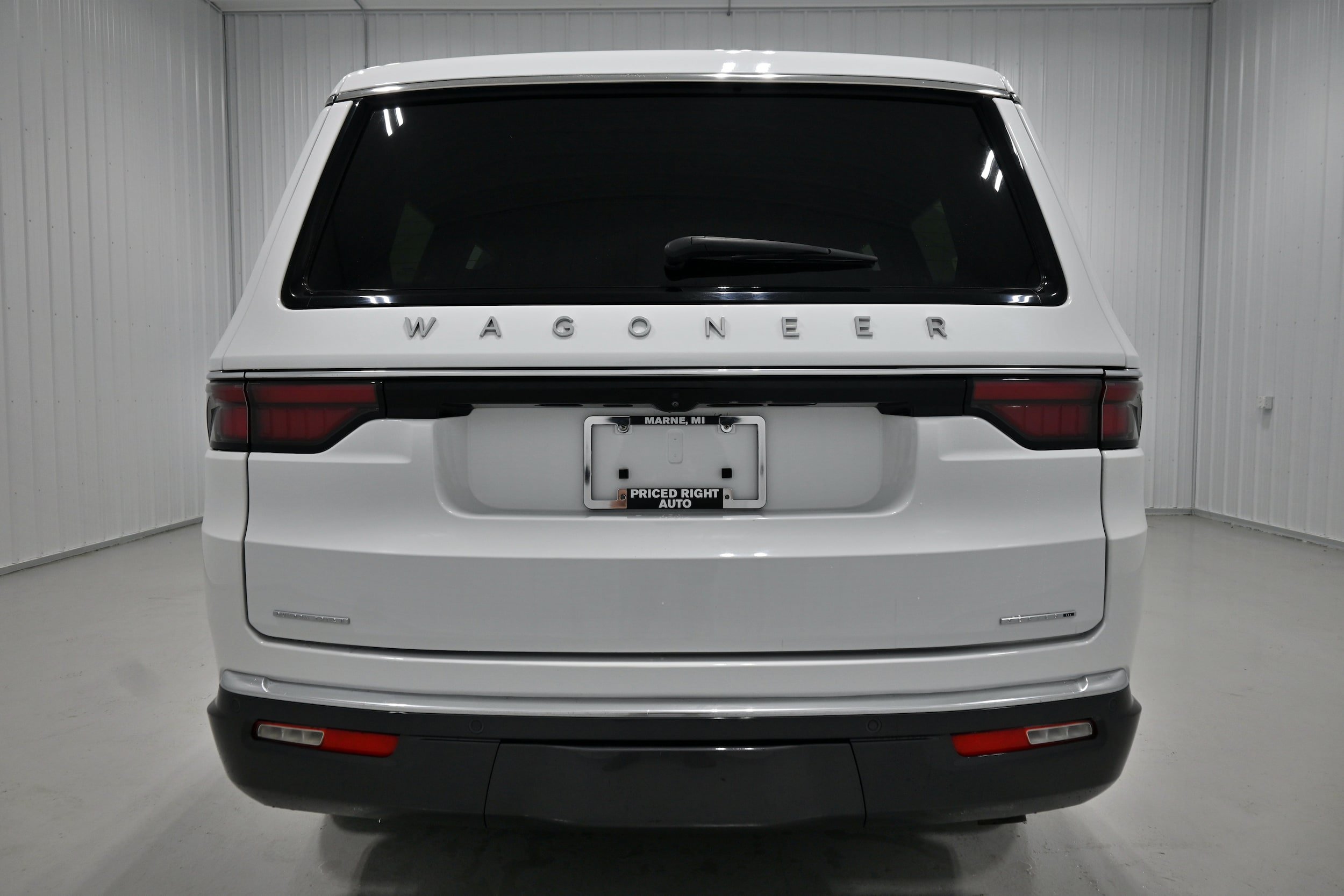 Used 2022 Jeep Wagoneer Series III AWD/4WD image 35