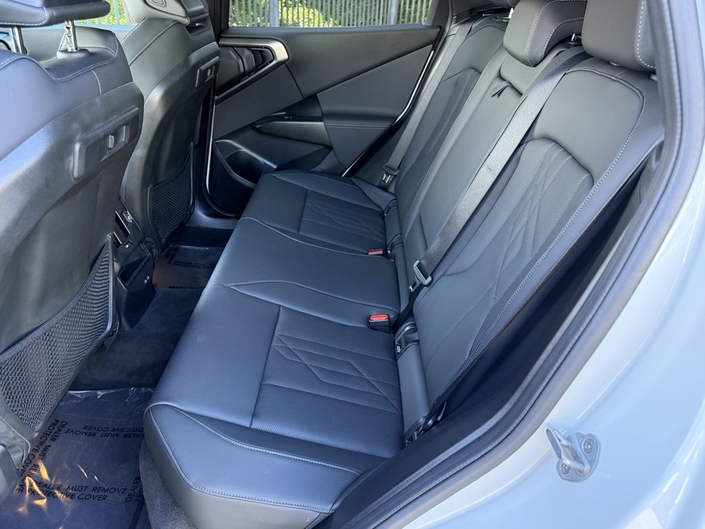 Used 2025 BMW X3 xDrive30i w/ M Sport Package image 32