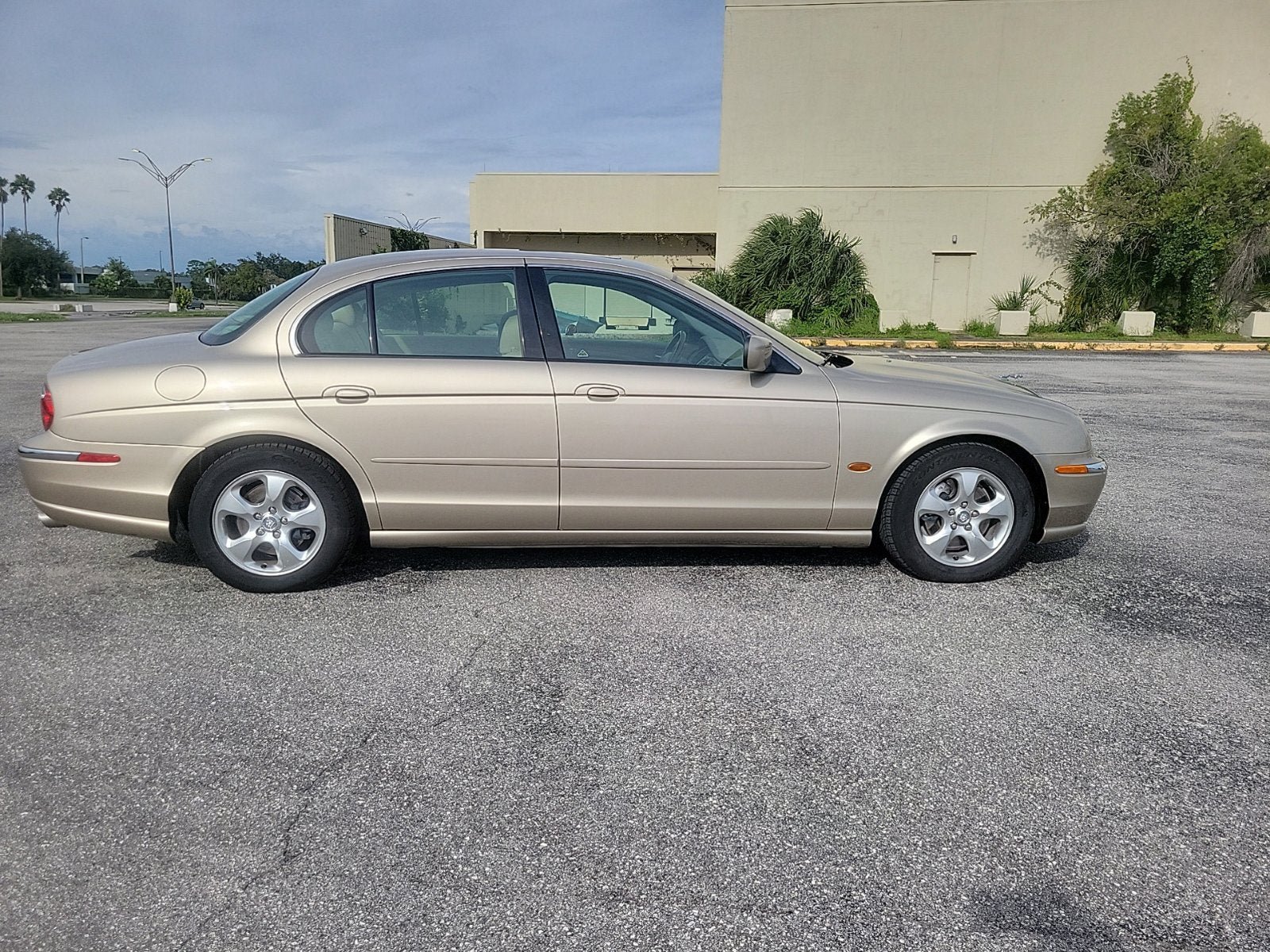 Used 2000 Jaguar S-TYPE 3.0 RWD image 4
