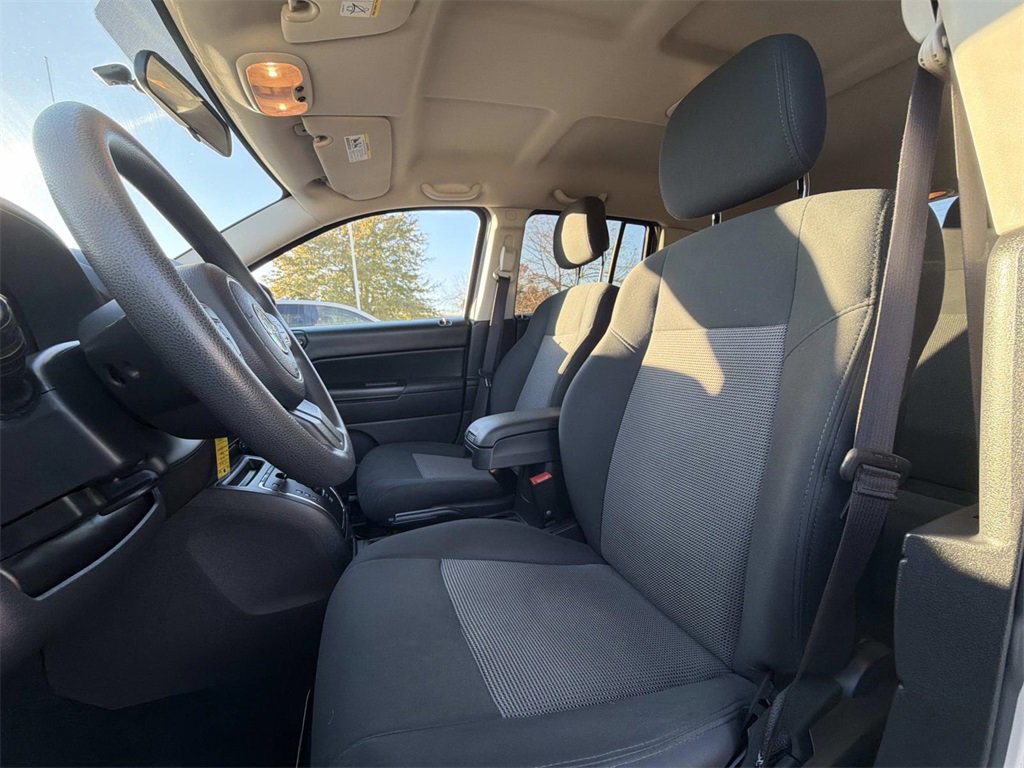 Used 2012 Jeep Compass Sport image 12