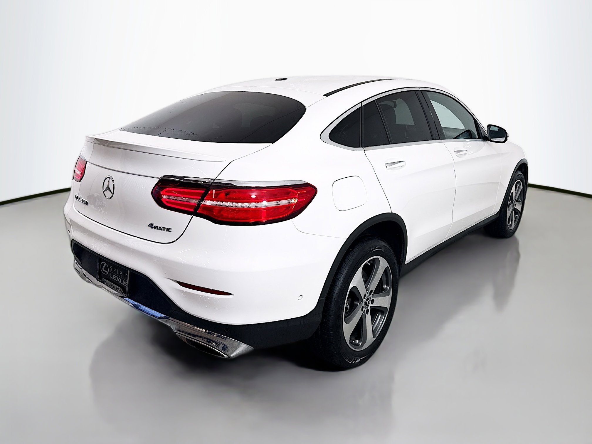 Used 2019 Mercedes-Benz GLC 300 4MATIC Coupe image 7