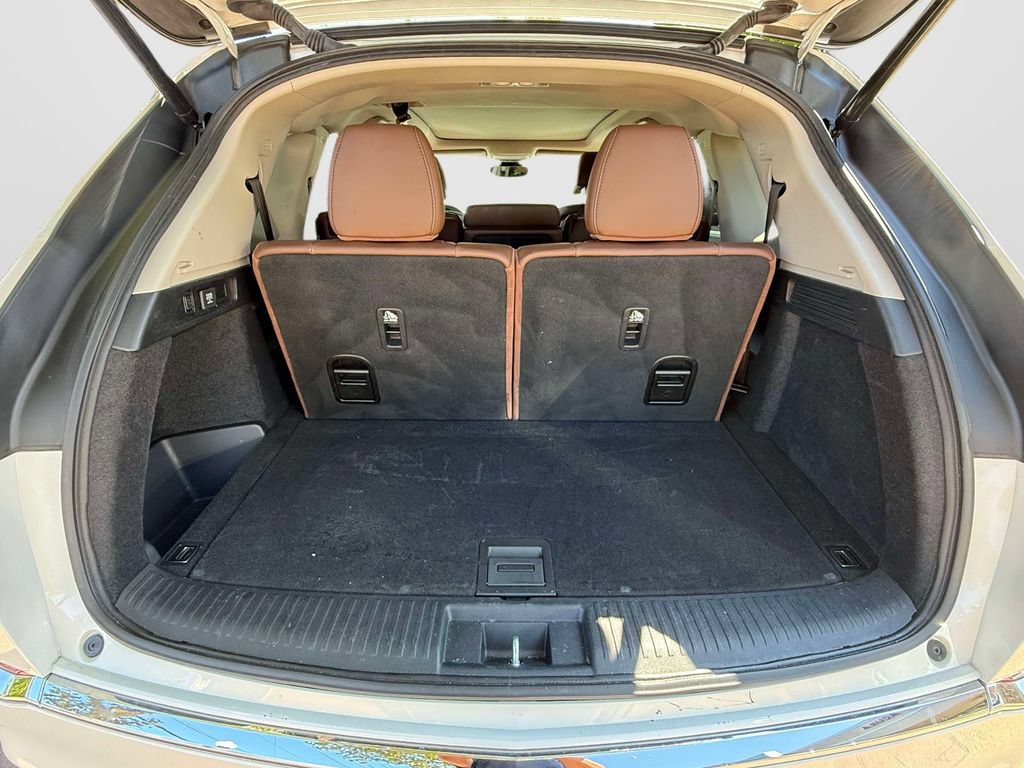 Certified 2023 Acura MDX w/ Technology Package AWD/4WD image 9
