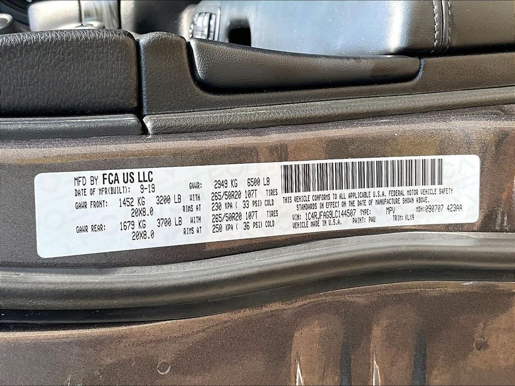 Used 2020 Jeep Grand Cherokee Altitude AWD/4WD image 33