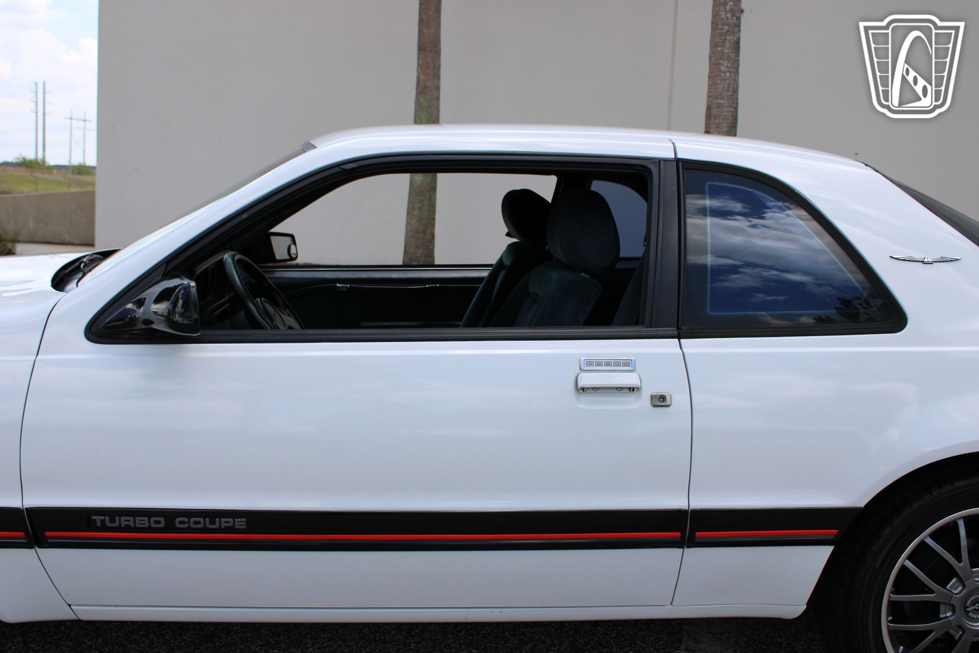 Used 1988 Ford Thunderbird RWD image 30