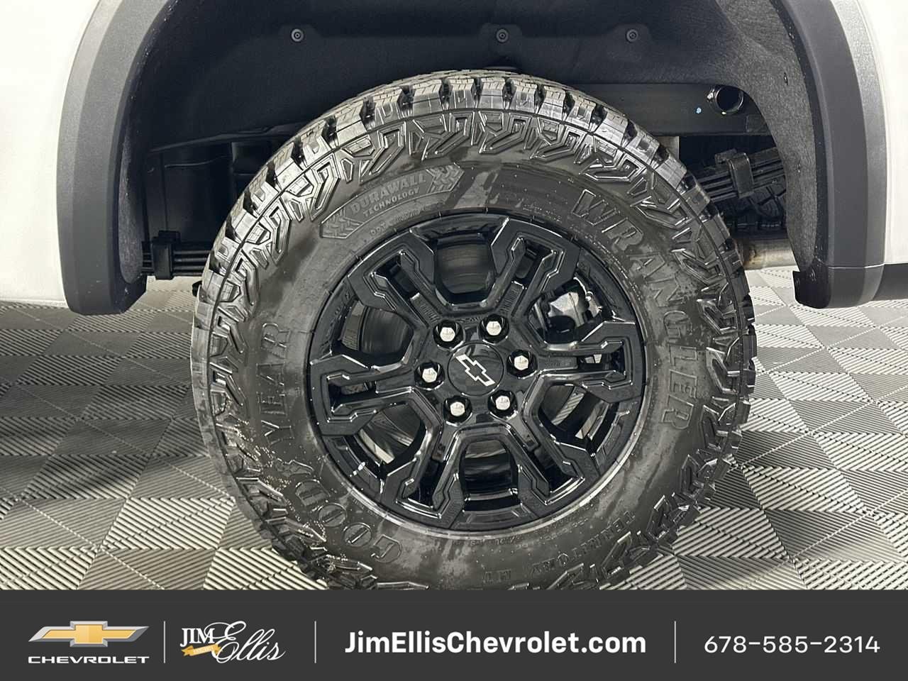 New 2026 Chevrolet Silverado 1500 ZR2 AWD/4WD image 6