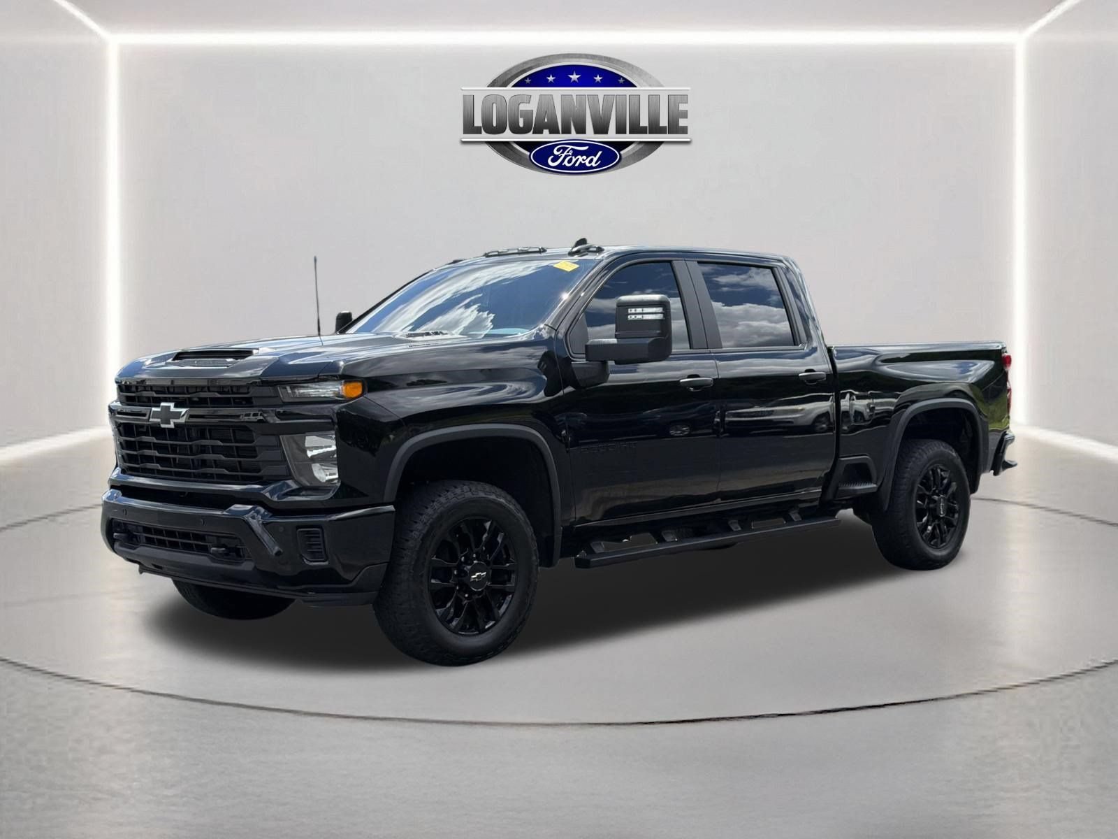 Used 2025 Chevrolet Silverado 2500 Custom w/ Custom Value Package