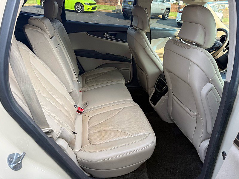 Used 2018 Lincoln MKX Reserve w/ Lincoln MKX Climate Package AWD/4WD image 18