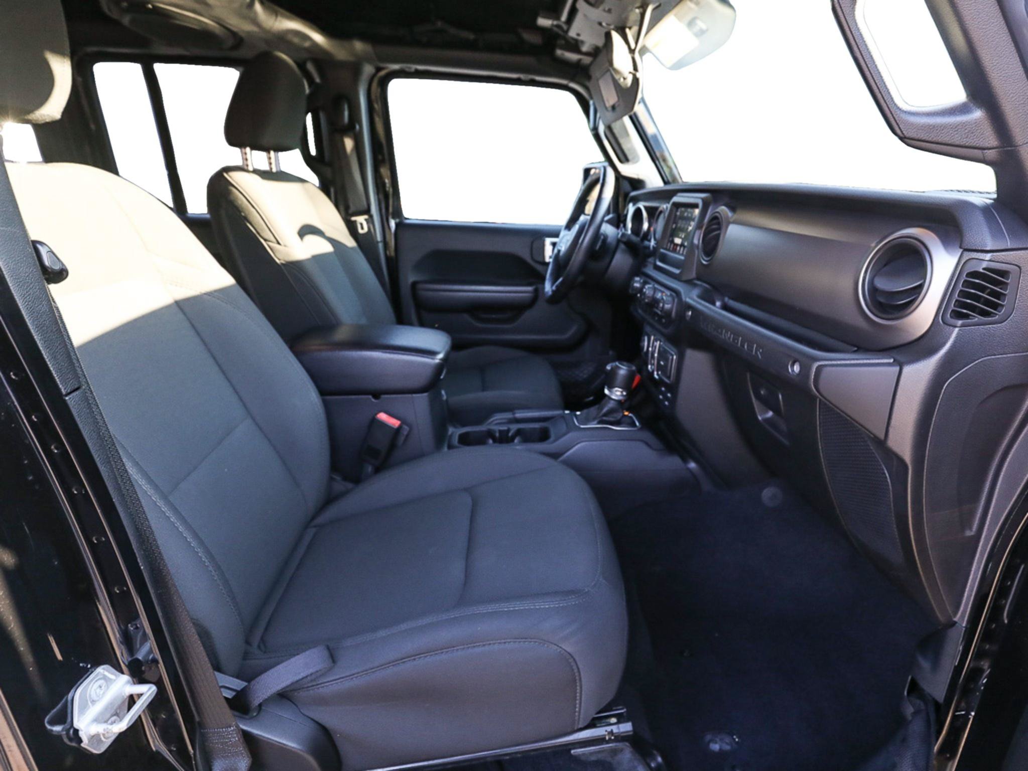 Used 2021 Jeep Wrangler Unlimited Sport AWD/4WD image 21