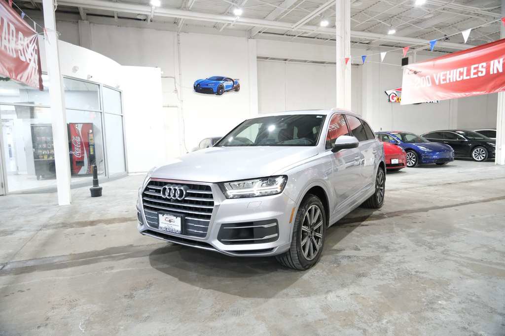 Used 2017 Audi Q7 3.0T Prestige image 4
