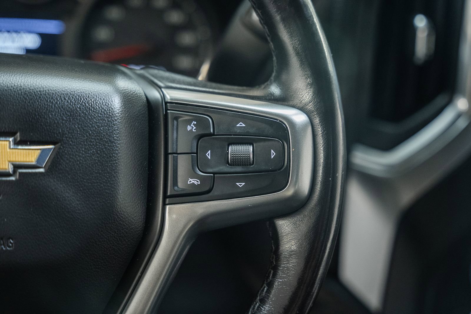 Used 2020 Chevrolet Silverado 1500 LT w/ All-Star Edition AWD/4WD image 35