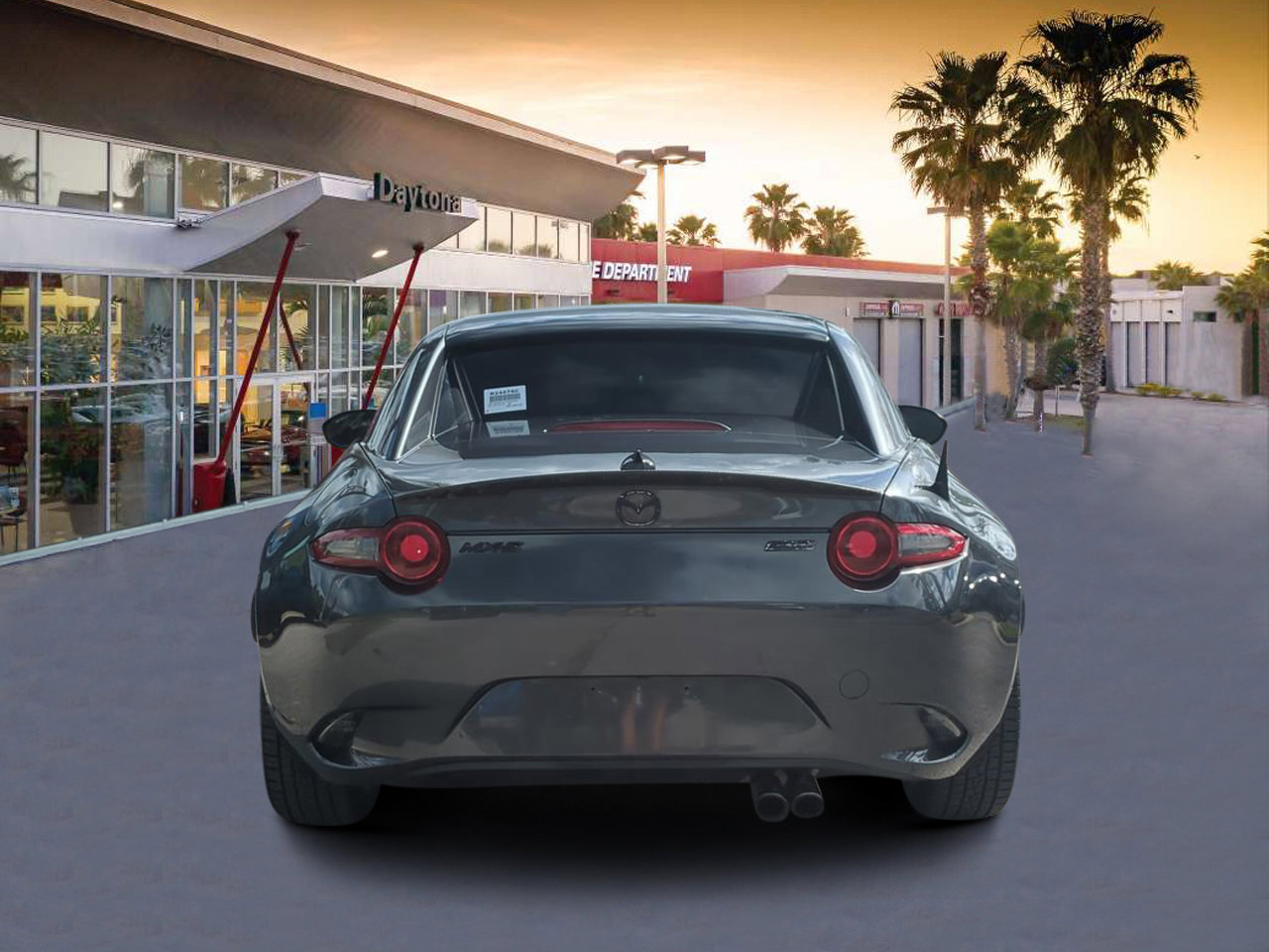Used 2018 MAZDA MX-5 Miata RF Grand Touring image 4