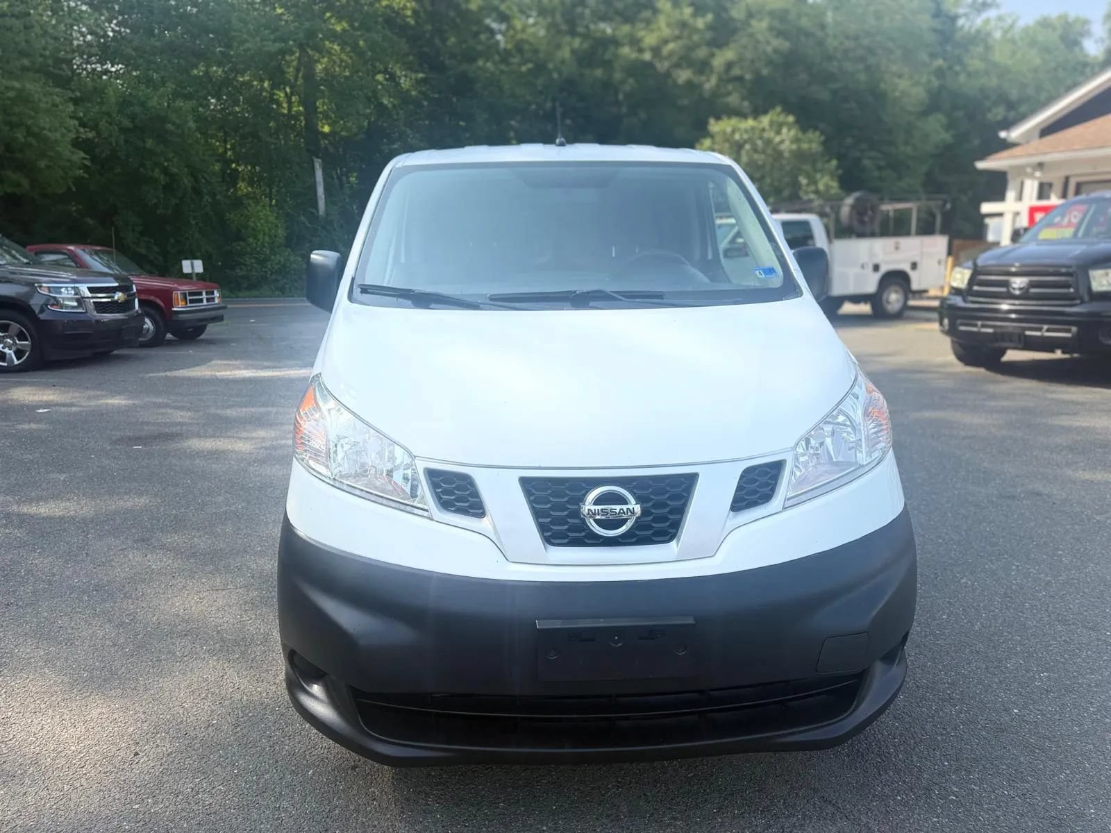 Used 2017 Nissan NV200 S FWD image 2