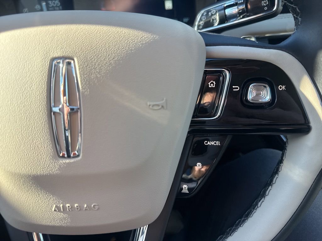 New 2026 Lincoln Corsair Premiere image 11