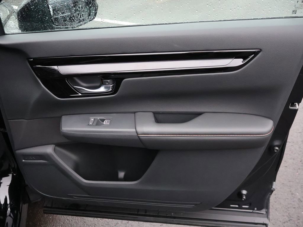 Certified 2026 Honda CR-V Sport Touring image 11