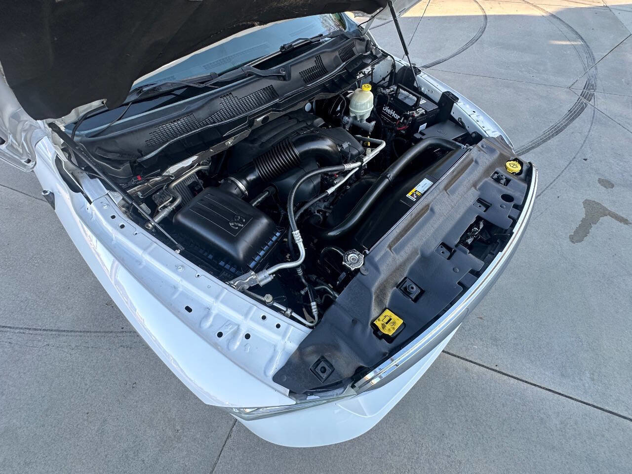 Used 2015 RAM 1500 Laramie image 32