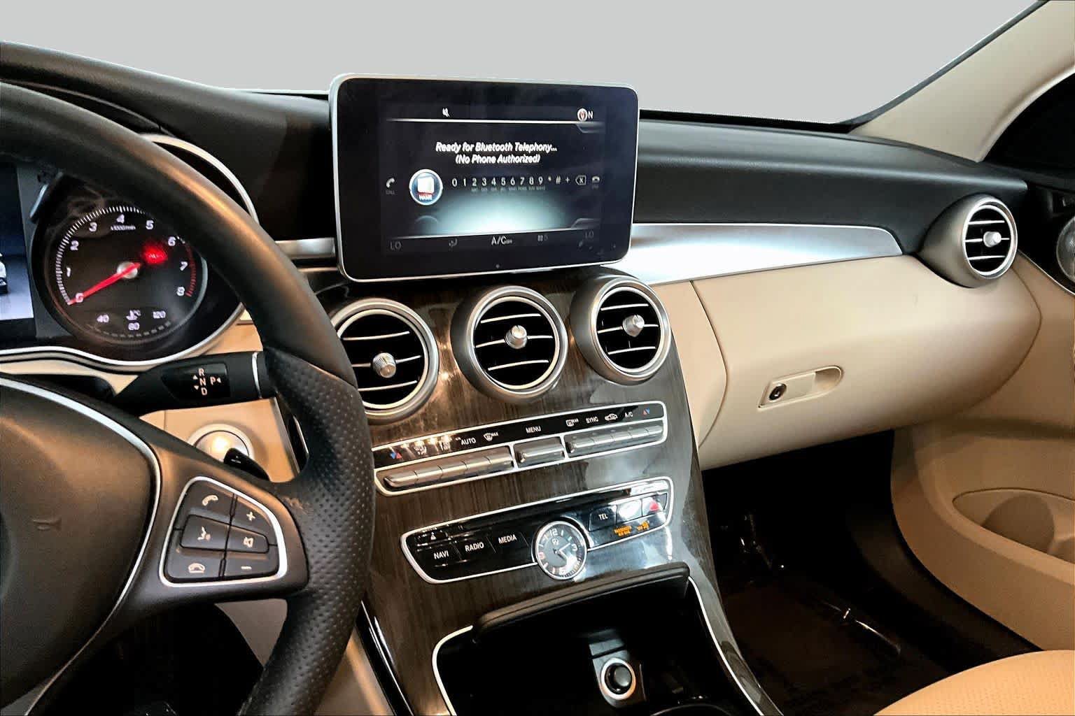 Used 2016 Mercedes-Benz C 300 4MATIC Sedan image 7