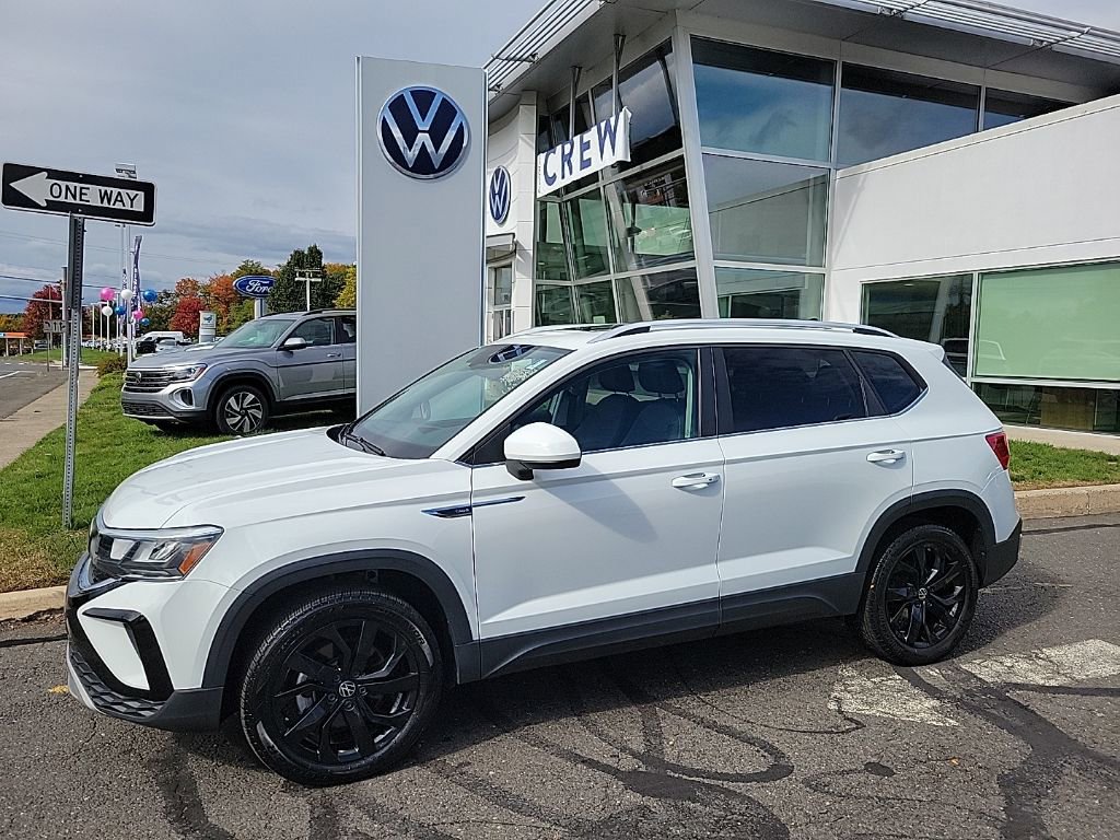 Certified 2022 Volkswagen Taos SE