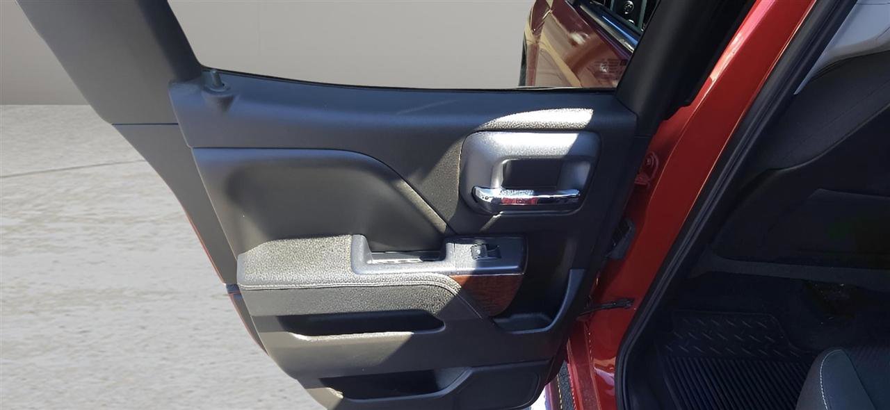 Used 2015 GMC Sierra 1500 SLE w/ SLE Value Package AWD/4WD image 23