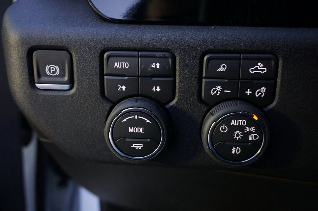 New 2026 Chevrolet Silverado 1500 LTZ w/ Z71 Off-Road Package image 22