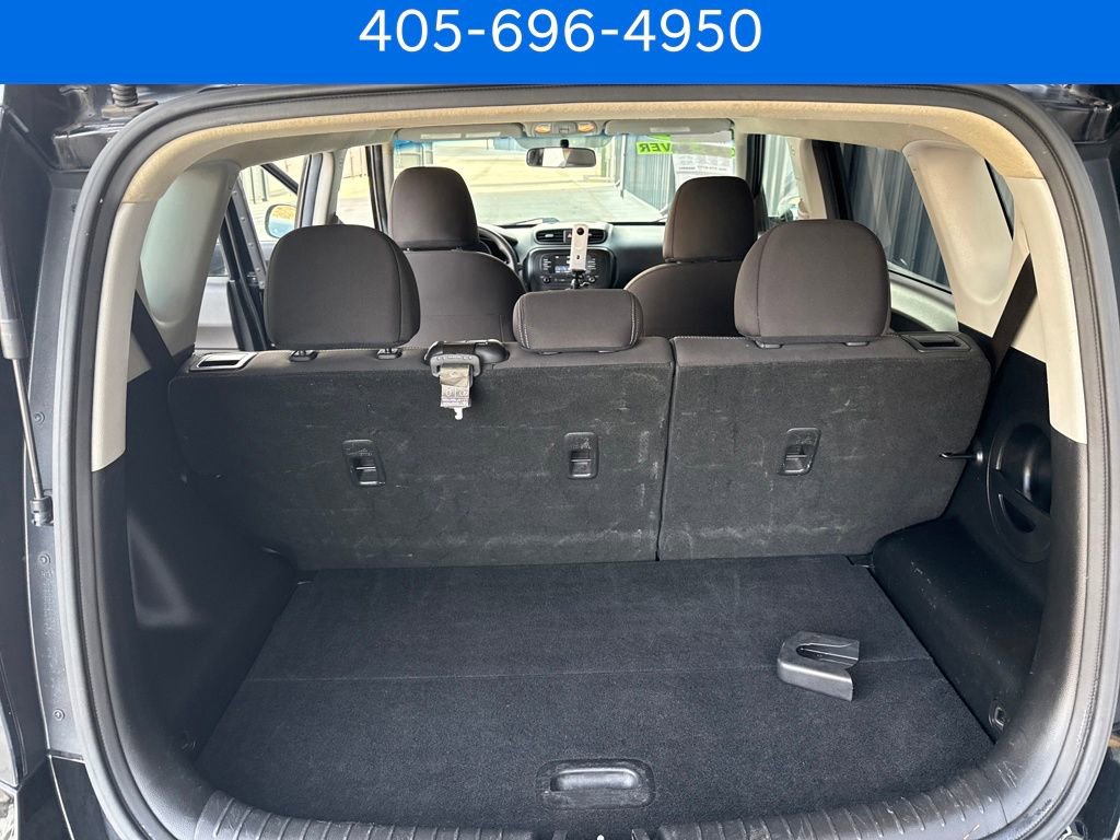 Used 2019 Kia Soul image 29