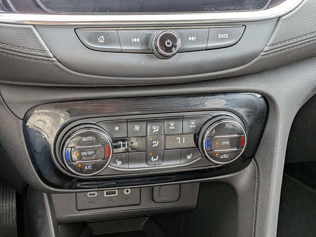 Used 2022 Buick Encore GX Select image 24