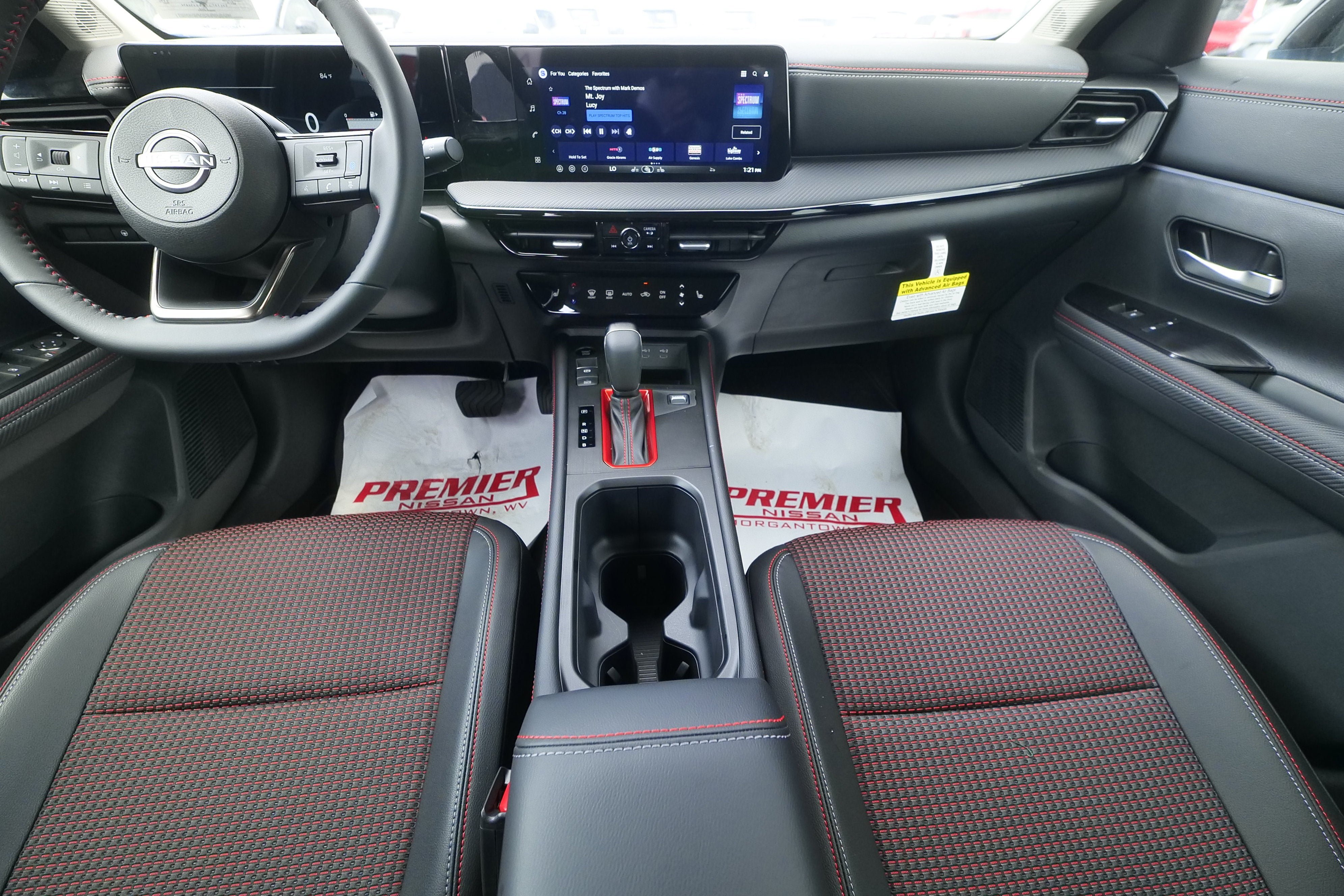 New 2026 Nissan Kicks SR w/ Cold Weather Package AWD/4WD image 17