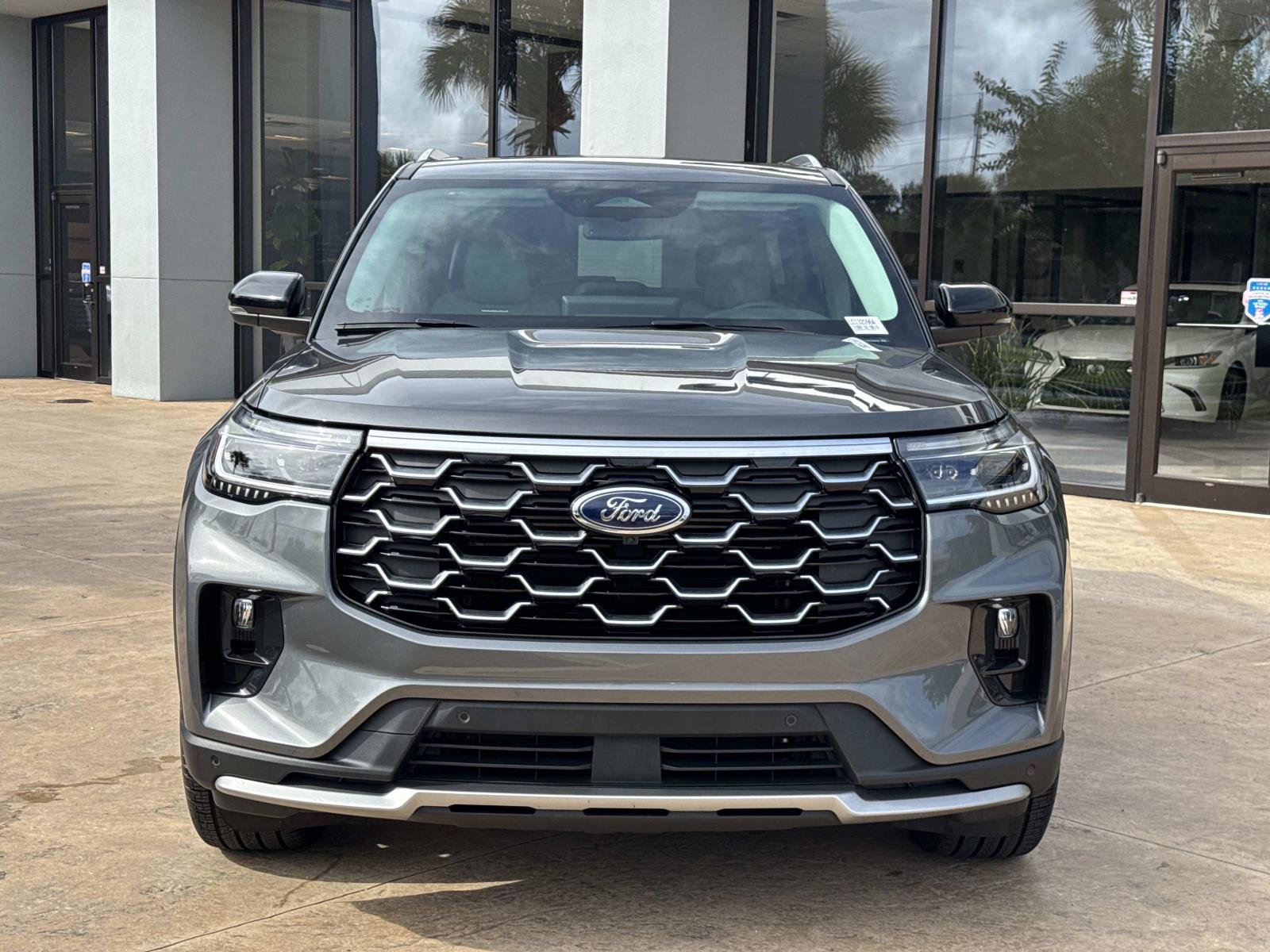 Used 2026 Ford Explorer Platinum w/ LUX Leather Package AWD/4WD image 8