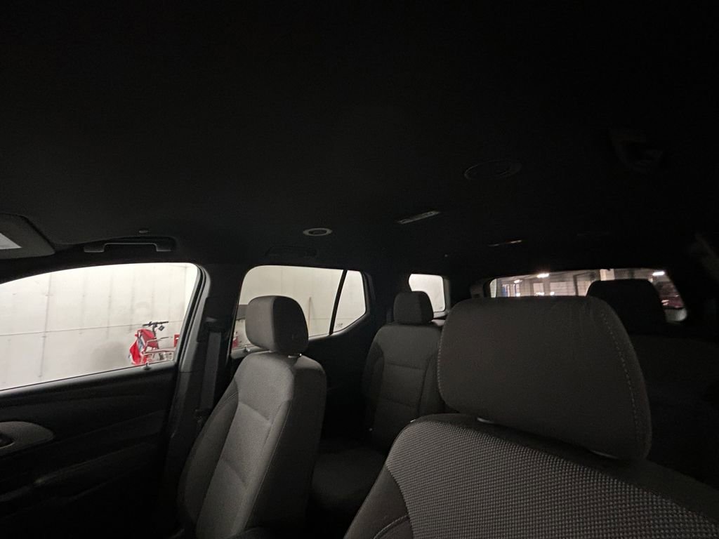 Used 2023 Chevrolet Traverse LT image 25