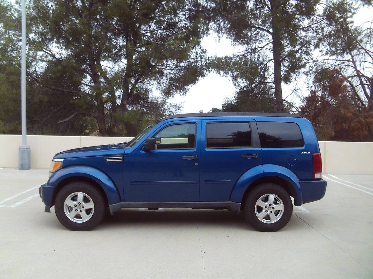 Used 2009 Dodge Nitro SE AWD/4WD image 9
