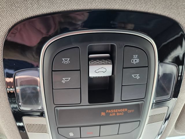 Used 2021 Hyundai Santa Fe Limited w/ Cargo Package AWD/4WD image 36