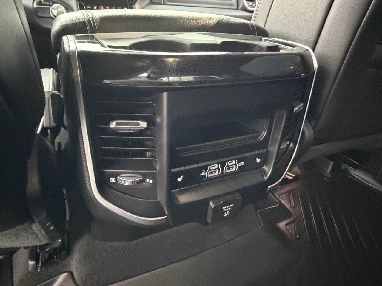 Used 2020 RAM 1500 Laramie RWD image 21