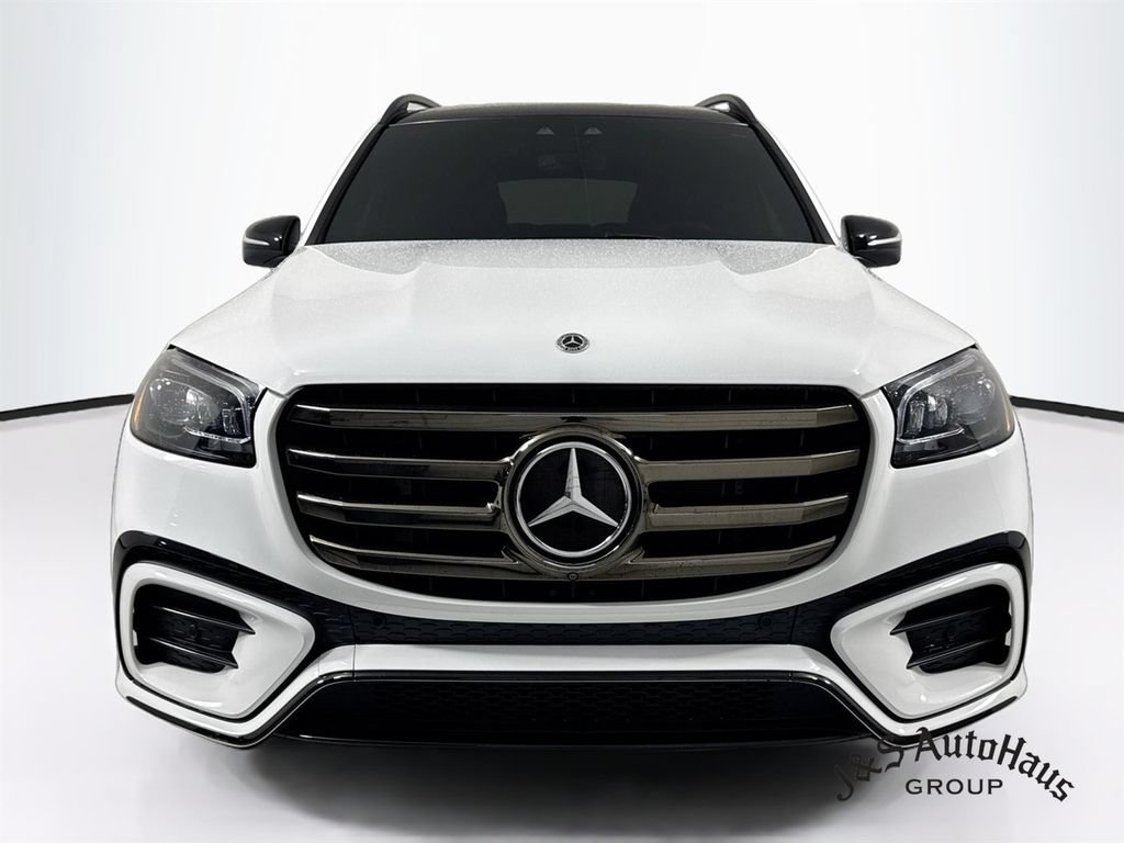 Used 2024 Mercedes-Benz GLS 450 4MATIC w/ AMG Line Exterior image 2