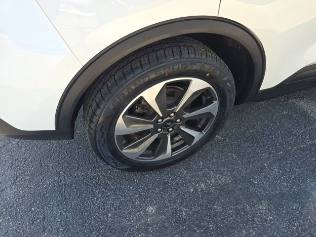 Used 2023 Ford Escape Platinum w/ Class II Trailer Tow Package image 40