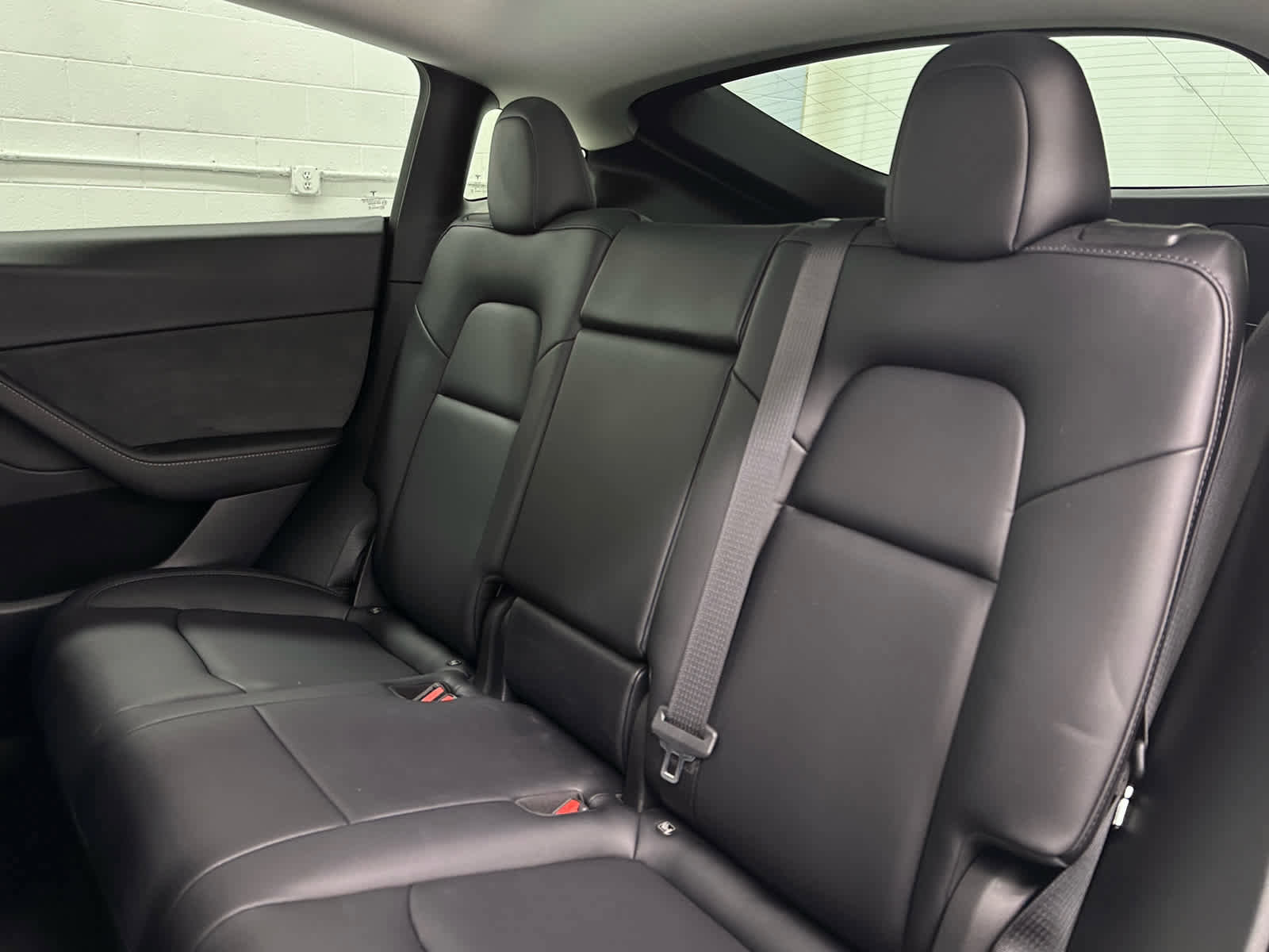Used 2022 Tesla Model Y Performance image 16