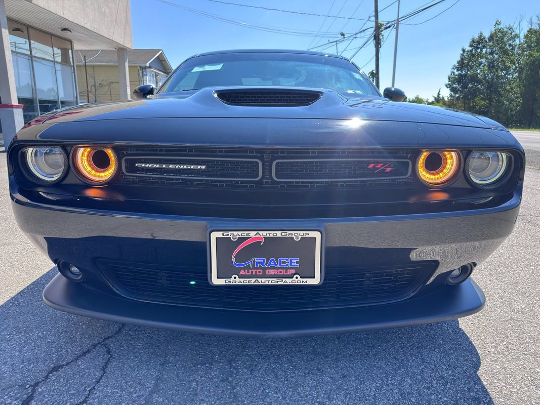 Used 2019 Dodge Challenger R/T RWD image 36