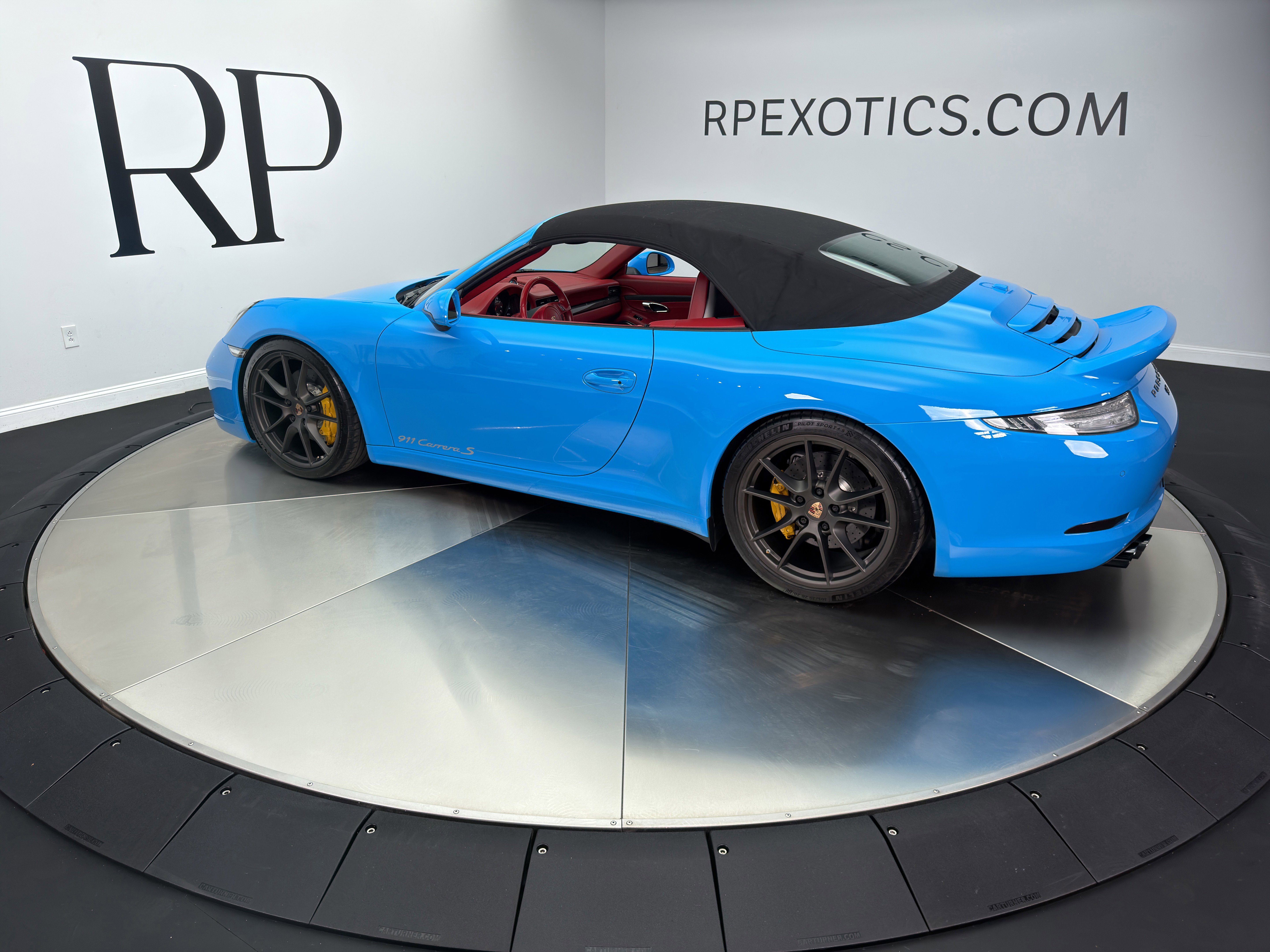 Used 2014 Porsche 911 Carrera S image 17