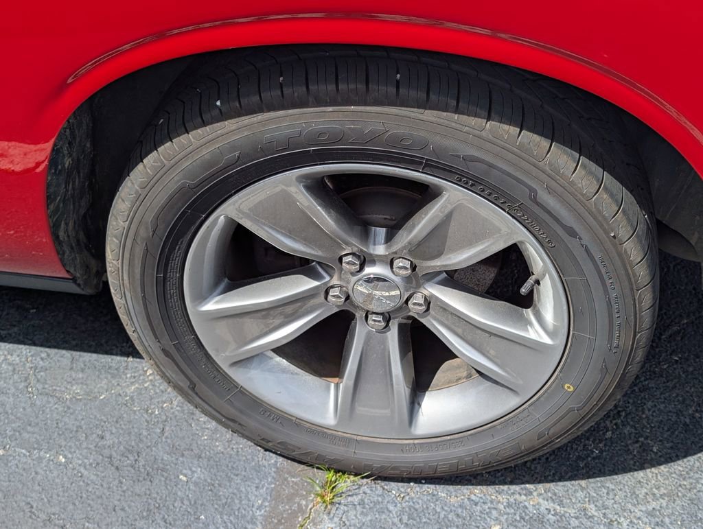 Used 2021 Dodge Challenger SXT image 10