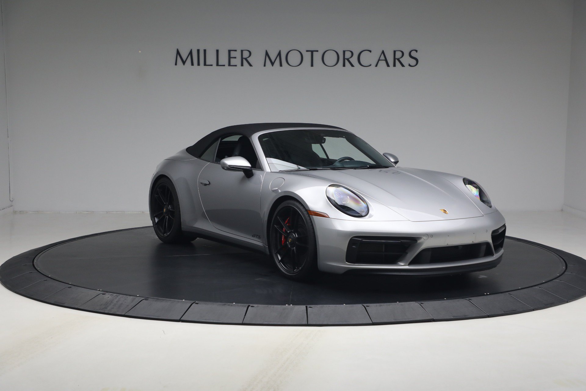 Used 2024 Porsche 911 Carrera GTS RWD image 33