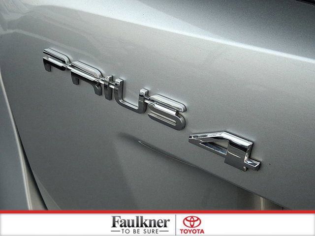 Certified 2018 Toyota Prius Four image 30