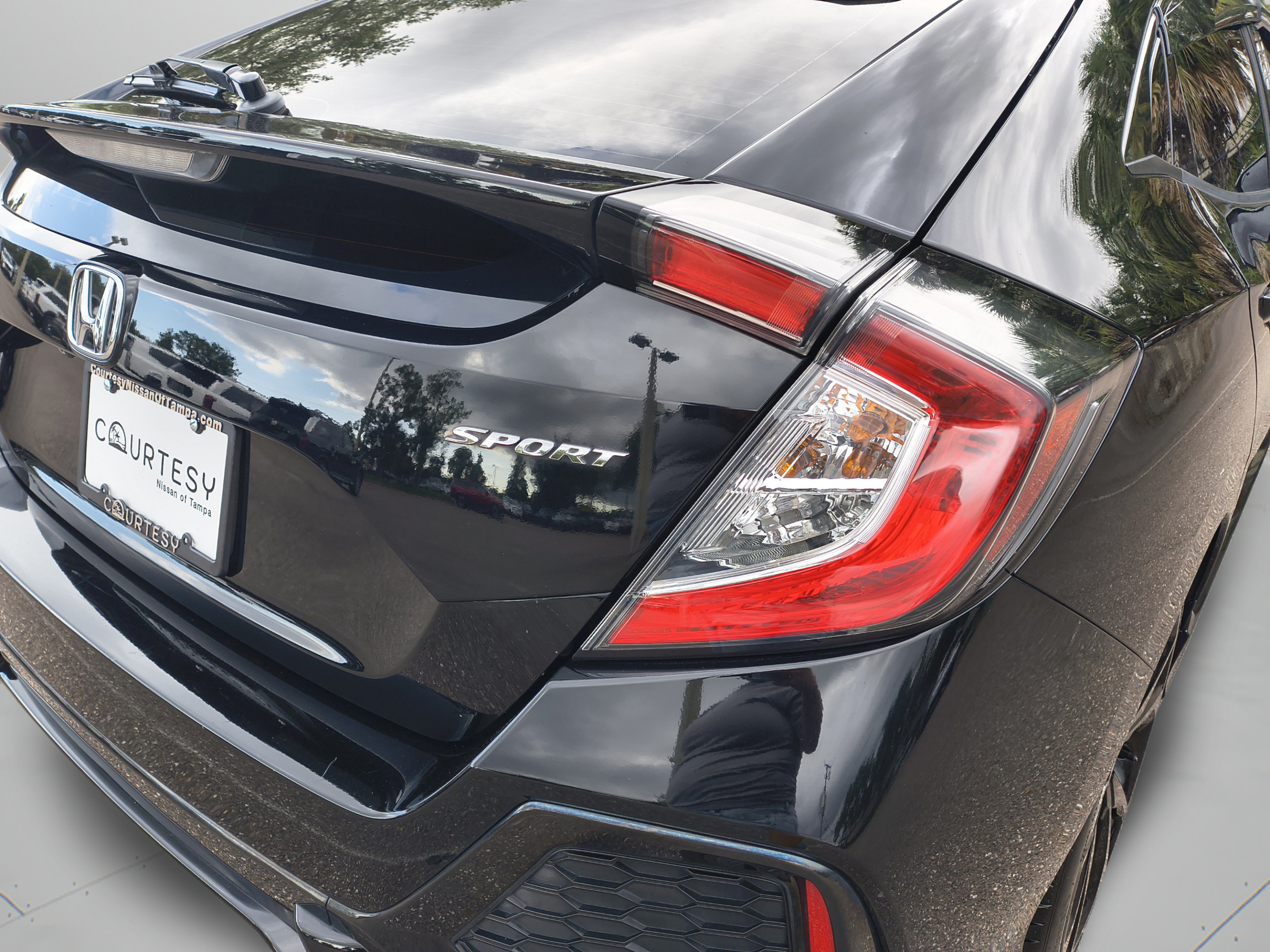 Used 2018 Honda Civic Sport image 12