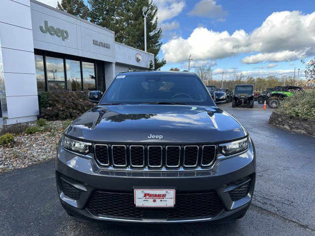 New 2025 Jeep Grand Cherokee Laredo X w/ Luxury Tech Group I image 9