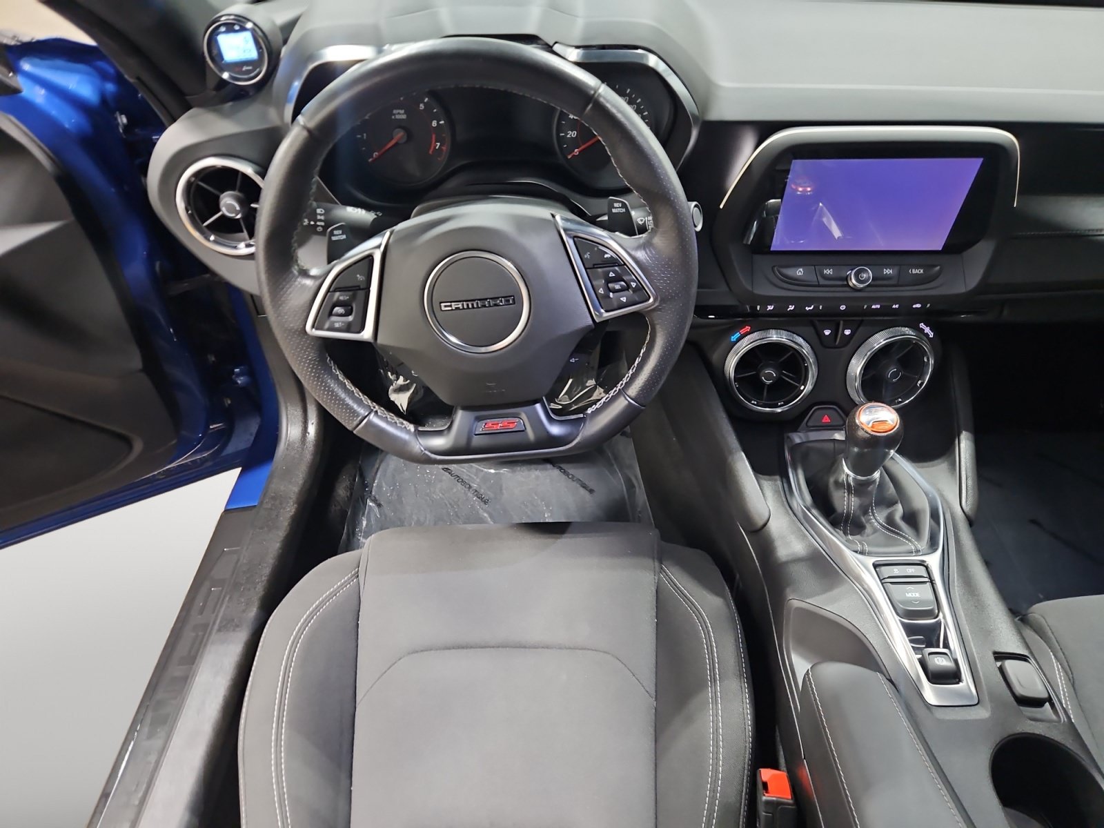 Used 2019 Chevrolet Camaro SS RWD image 10